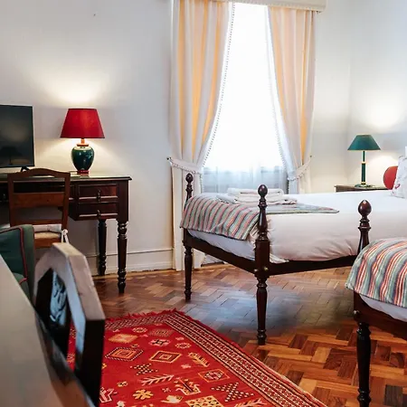 Gasthuis Twin Beds Av Republica I *