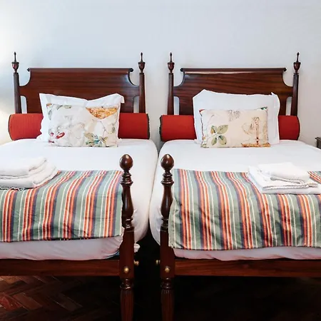 Twin Beds Av Republica I Gasthuis *